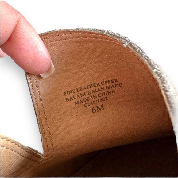 Splendid Suede Hamptyn Ankle Bootie - Picture 7 of 7